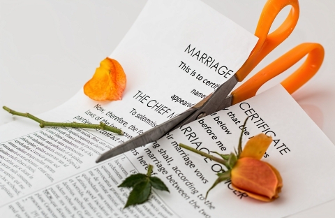 divorce-619195_1920